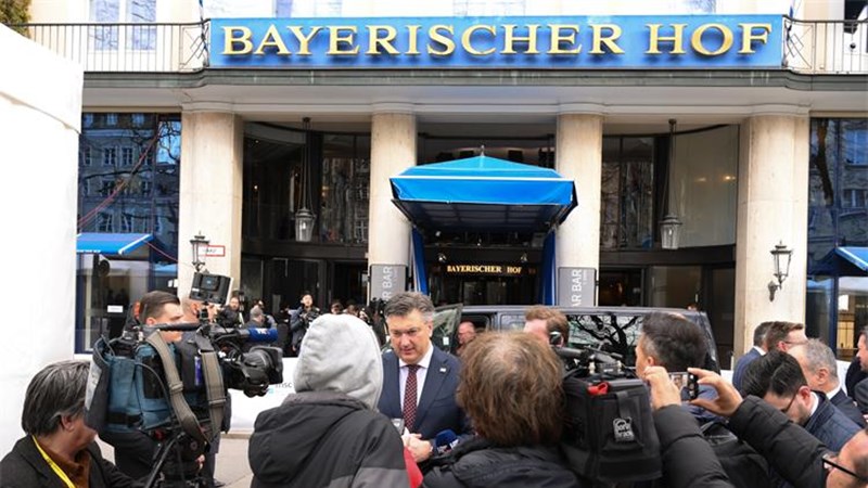 At the Munich conference, we discuss security challenges. We will continue to help Ukraine